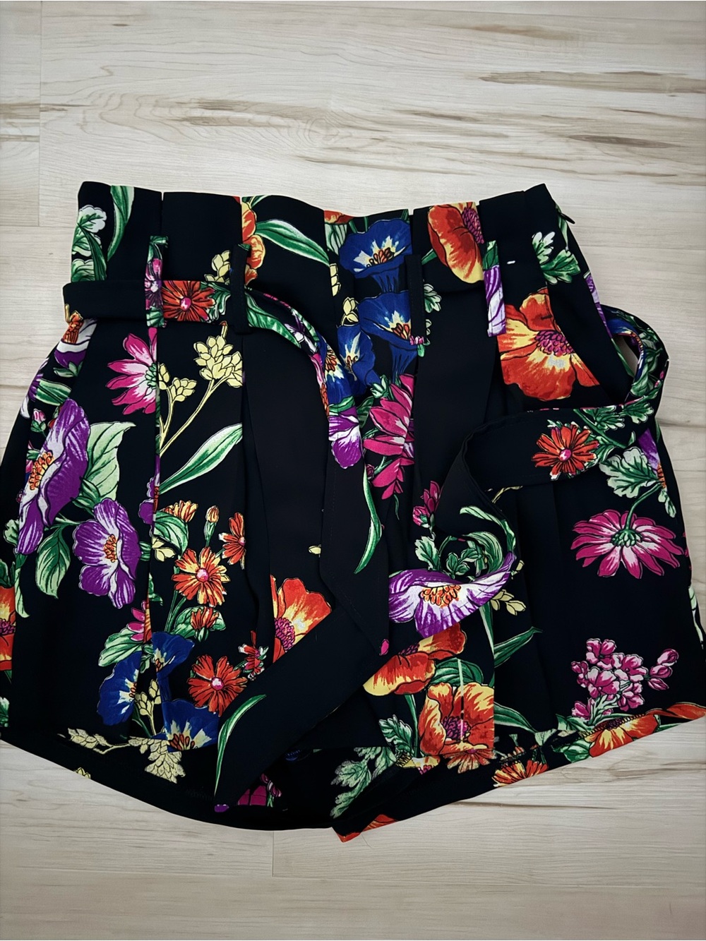 Express Black Floral High-Waist Tie-Waist Shorts